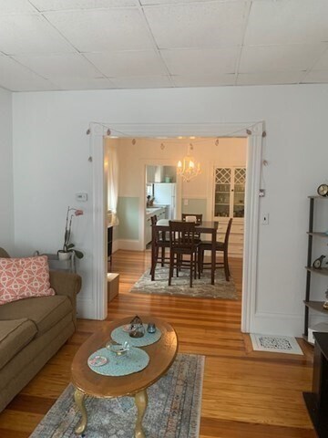 Foto del edificio - 30 Maple Ave