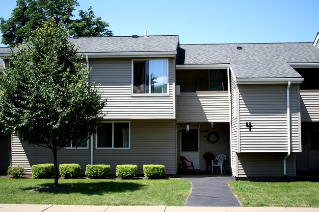 Building Photo - Eastgate Apartments