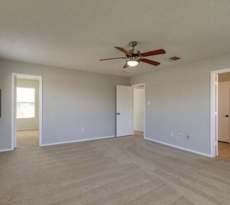 Foto del edificio - 4909 Trail Hollow Dr