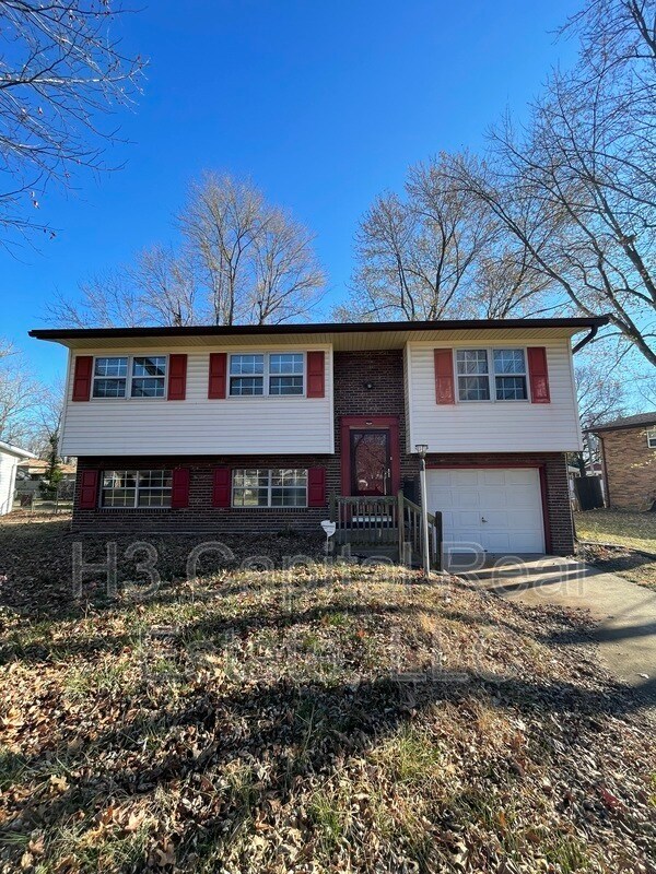 516 Lemans Way, Fairview Heights, IL 62208 House Rental in Fairview