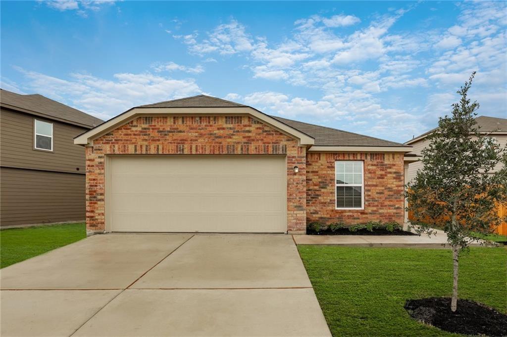Foto principal - 217 Sunnymeade Ln