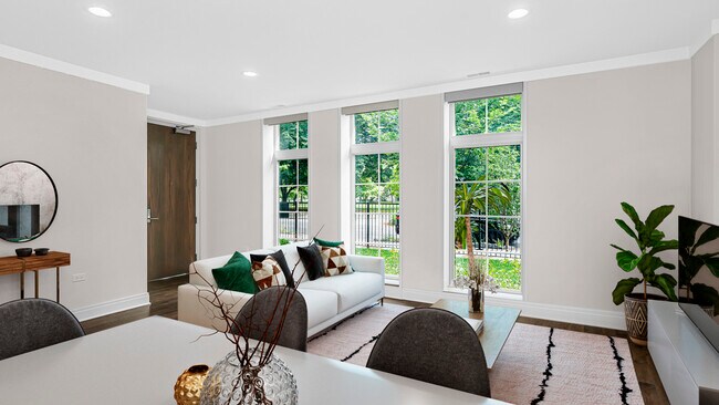 Foto del edificio - 1320 W Lexington St