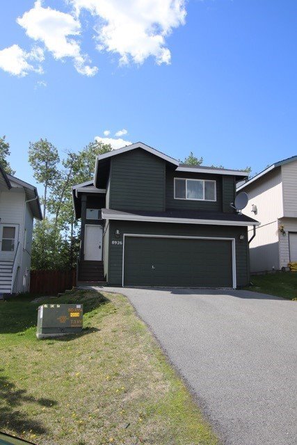 Building Photo - 8926 Meadow Park Cir