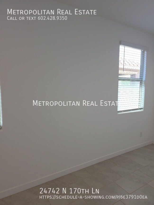 Foto del edificio - 24742 N 170th Ln