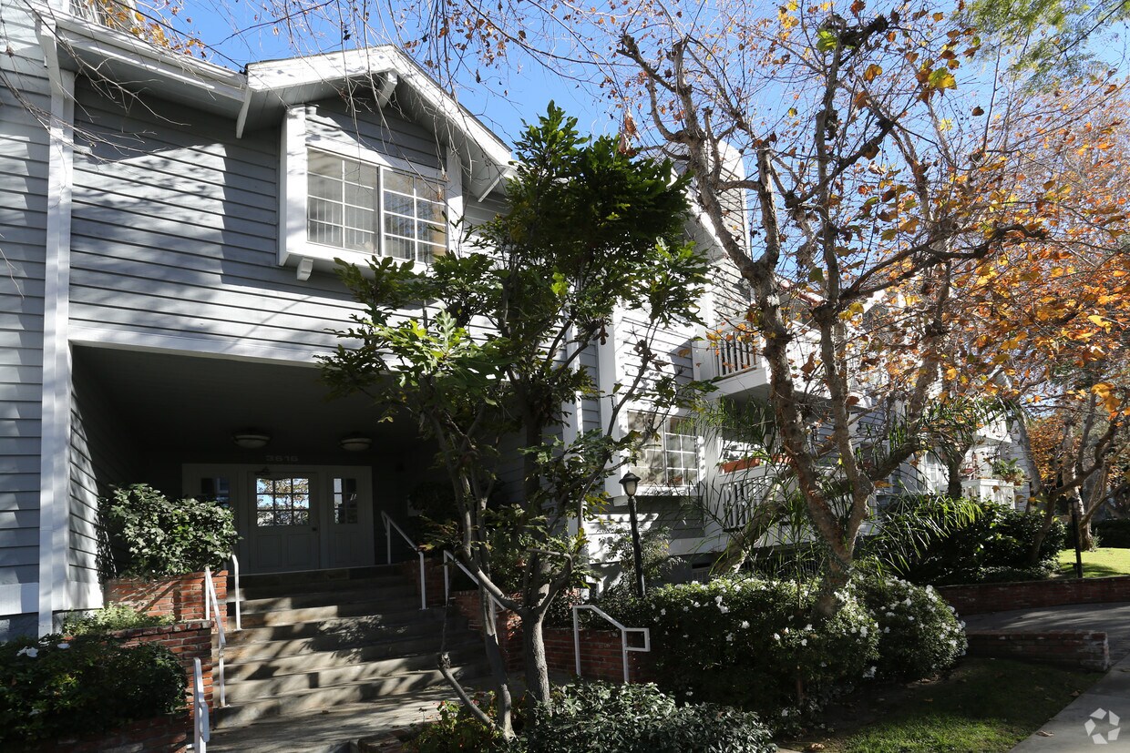 Foto del edificio - 3616 Cardiff Ave Apartments