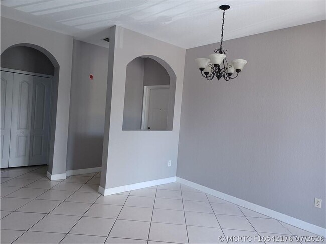 Building Photo - 4321 SW 160th Ave