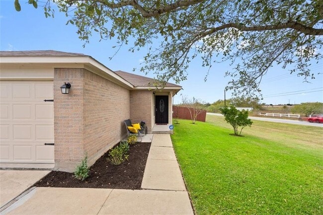 Building Photo - 12201 Sky Harbor Dr