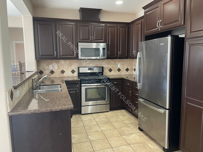 Foto del edificio - 3 bedroom, 3 bathroom condo at The Rivage ...
