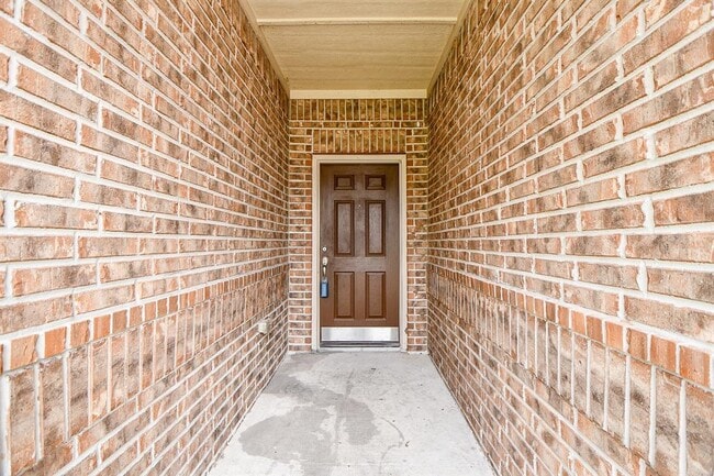 Building Photo - 6615 Poplar Rose Ct.