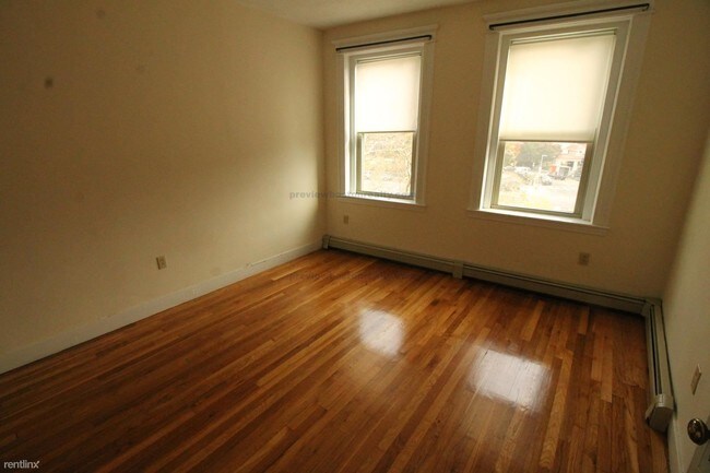 Foto del edificio - 1645 Commonwealth Ave
