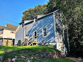 Building Photo - 803 6th Ave N