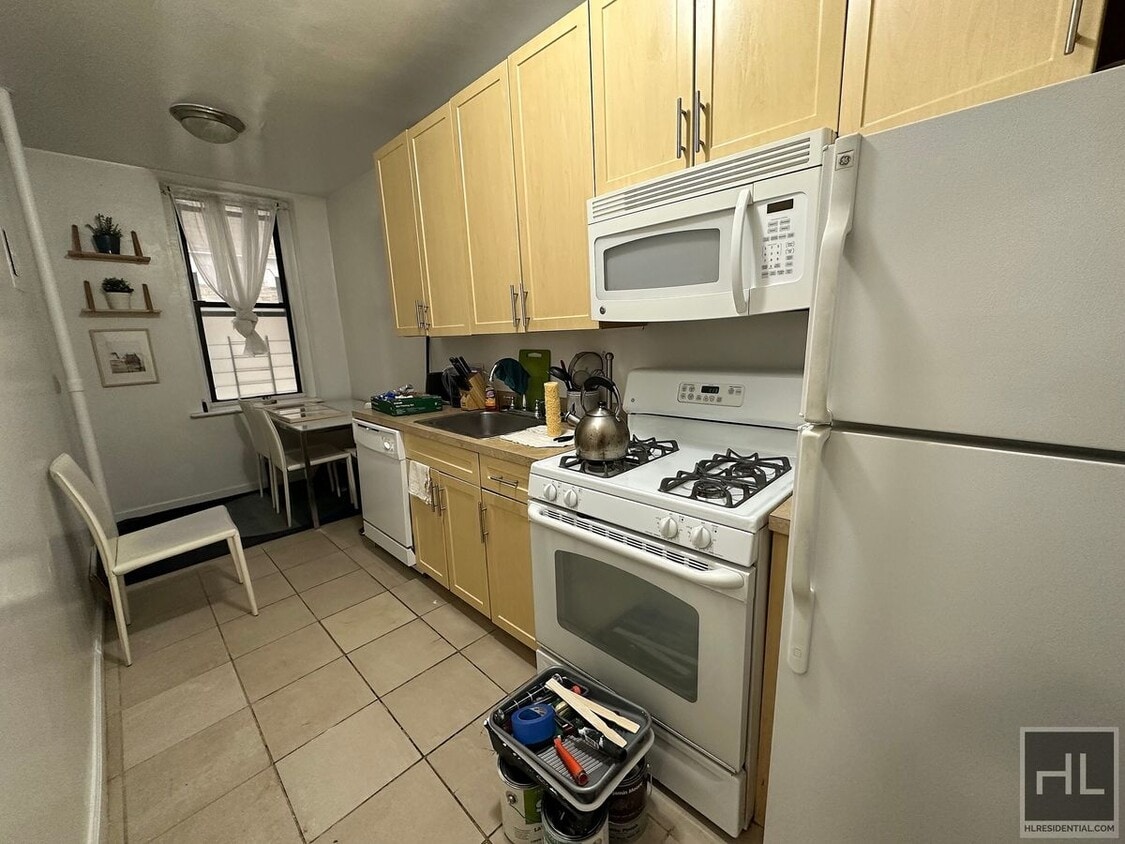 Primary Photo - WEST 157 STREET