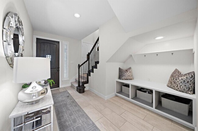 Building Photo - 10812 Kyler Oaks Pl