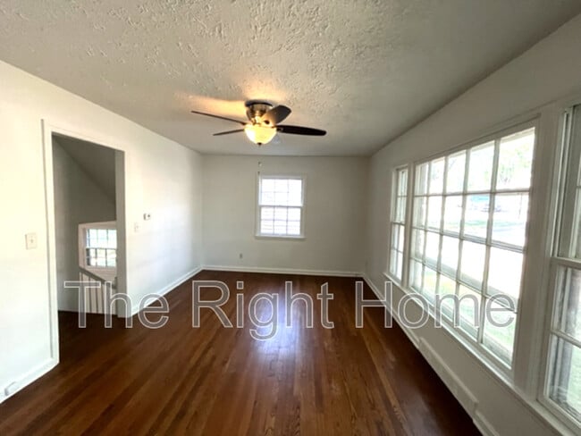 Building Photo - 6749 N 34th St