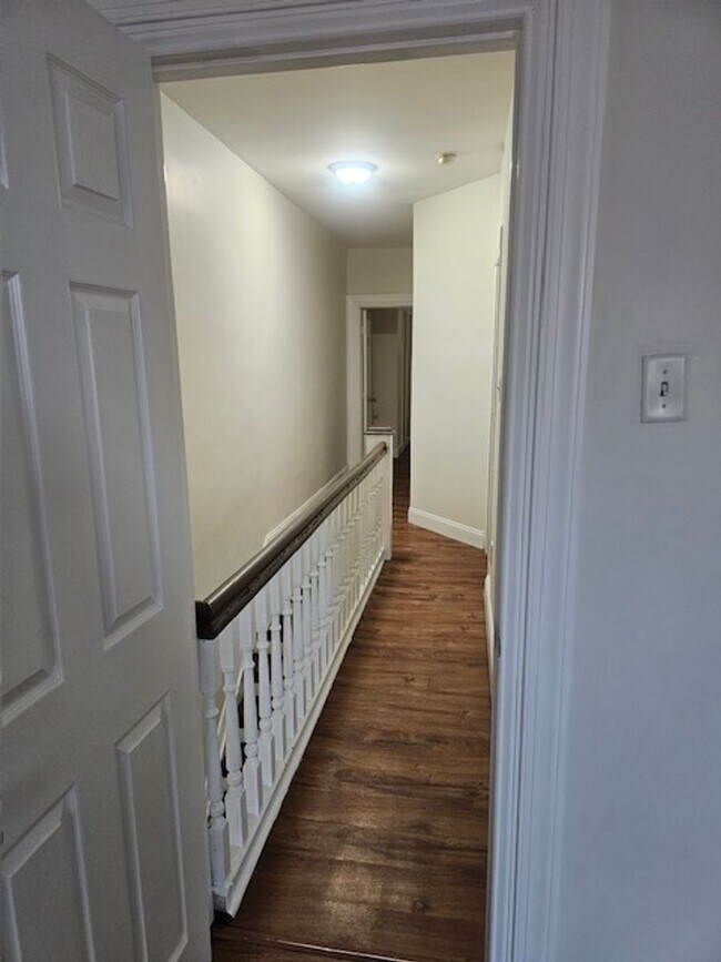 Foto del edificio - Large Home - Cobbs Creek