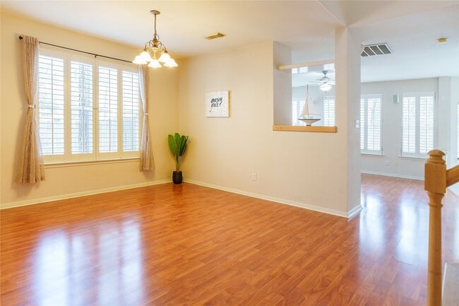 Foto del edificio - 2 Mystic Glade Ct