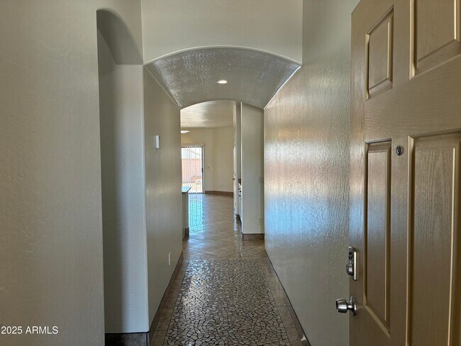 Foto del edificio - 24775 W Dove Trail