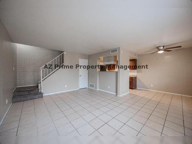 Photo - 5041 N 39th Dr House