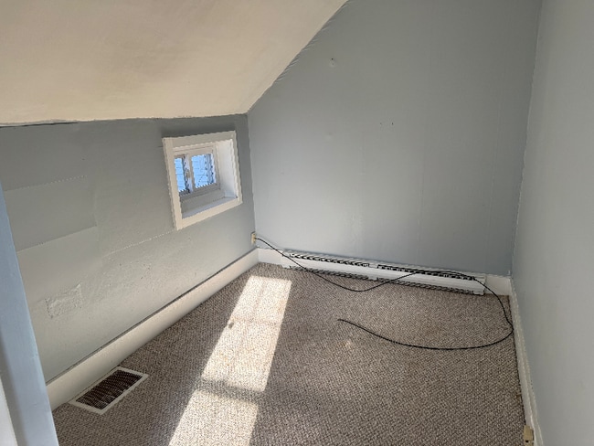 Foto del edificio - 302 Maine St