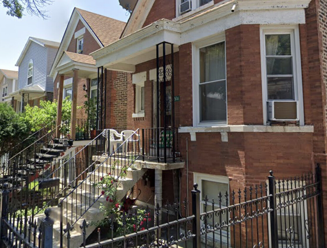 Primary Photo - 2616 S Kedvale Ave
