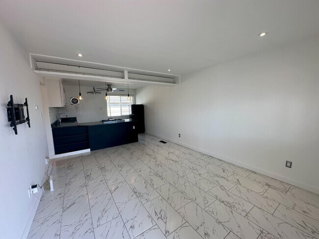 Photo - 650 N 300 W (Salt Lake City, UT) Townhome