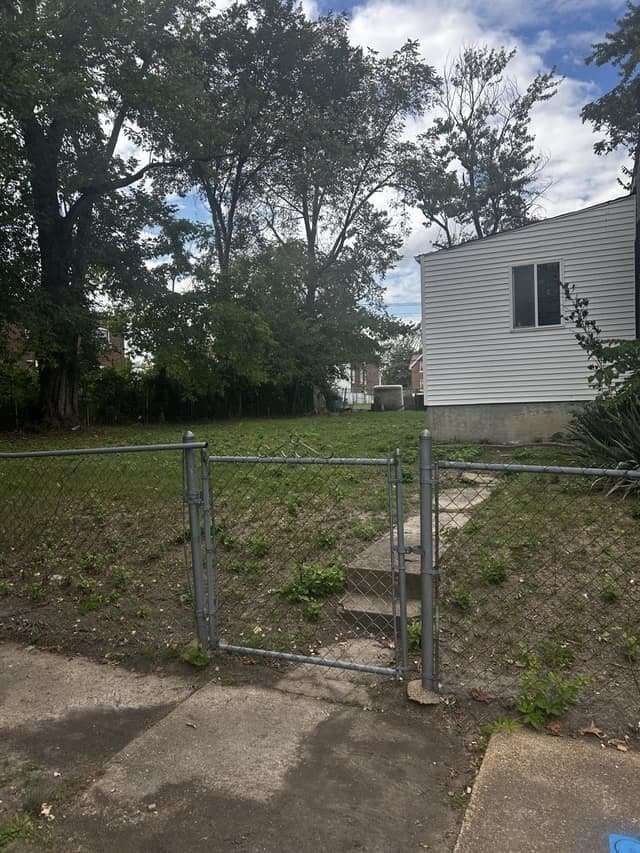 Building Photo - 5417 Ruskin Ave
