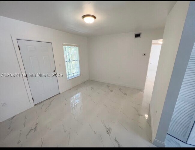 Foto del edificio - 752 NW 4th St