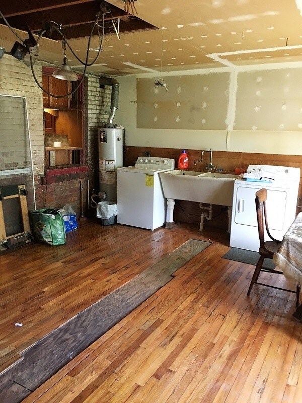 Building Photo - 139 Grand St