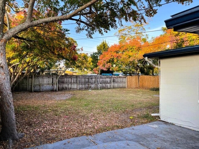 Photo - 10367 109th Ave House