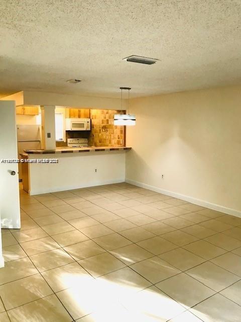 Foto del edificio - 6236 SW 136th Ct