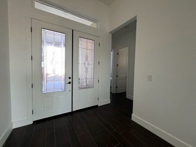 Foto del edificio - Custom Built 2022 F3BR Custom Home/Include...