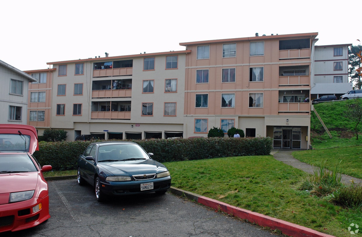 75 Ward Ct, Daly City, CA 94015 Apartments in Daly City, CA