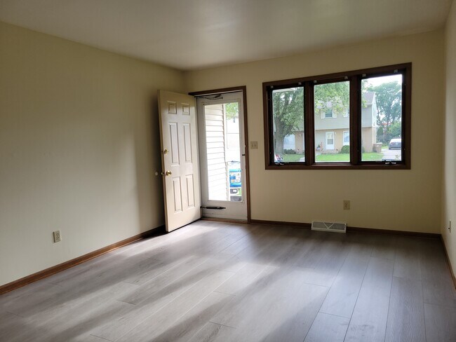 Foto del edificio - 5028 46th Ave