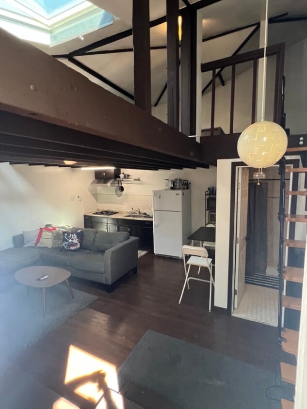 Primary Photo - 4244 58th St