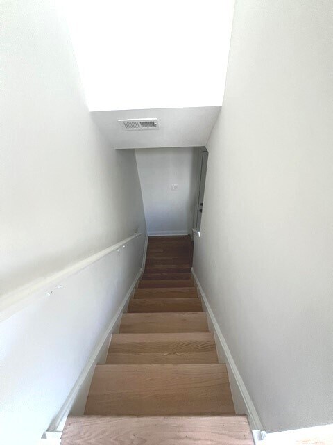 Foto del edificio - 1716 Windward Dr