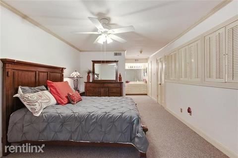 Building Photo - 1 br, 2 bath  - 3000 Saint Charles Ave