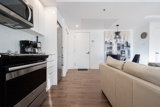 Building Photo - 14 Rue Labrecque