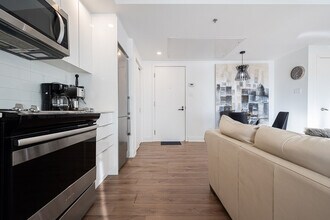 Building Photo - 14 Rue Labrecque