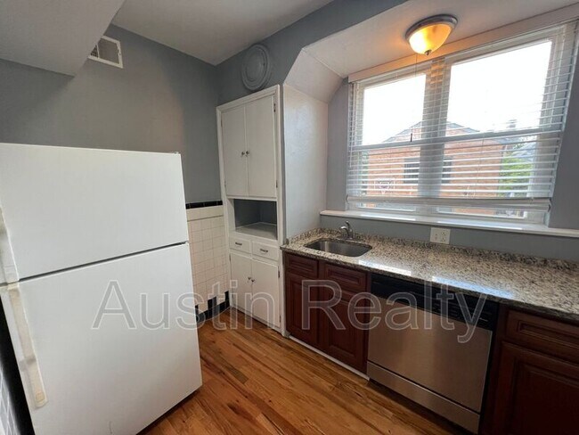 Foto del edificio - 6270 Nottingham Ave