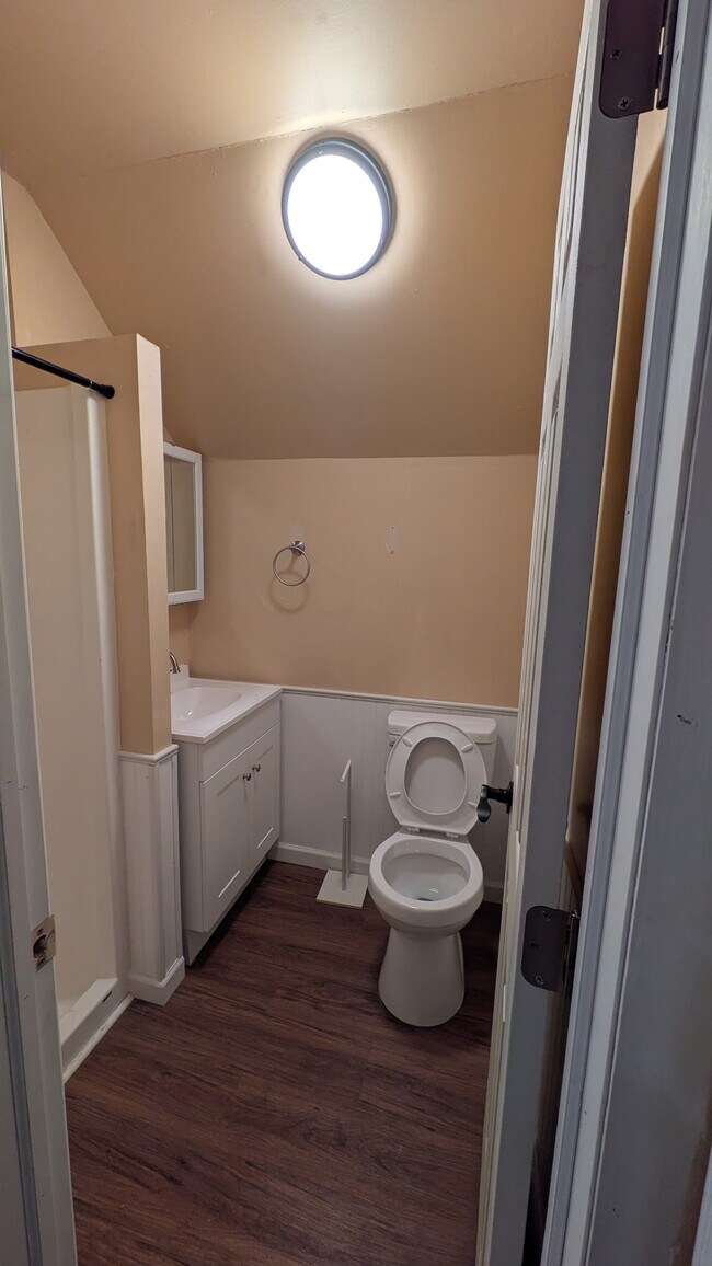 Foto del edificio - 1010 Eisenhower Way