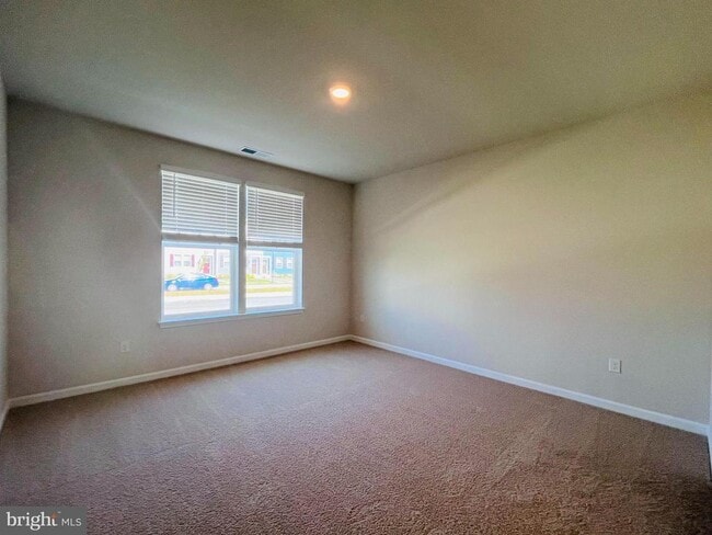Foto del edificio - 120 Ridgley Blvd