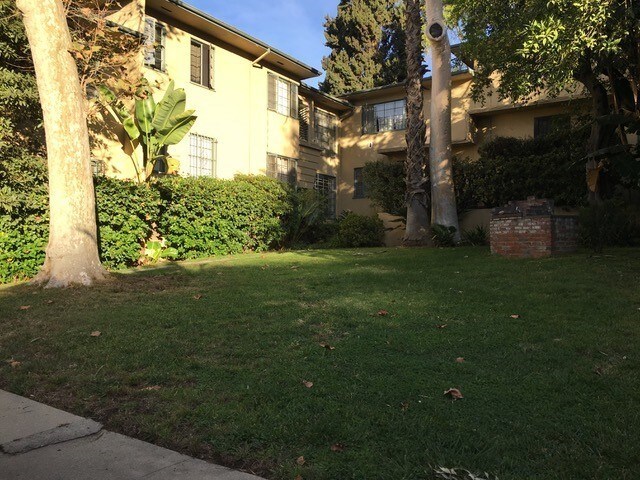 Foto principal - 6701 Franklin Ave