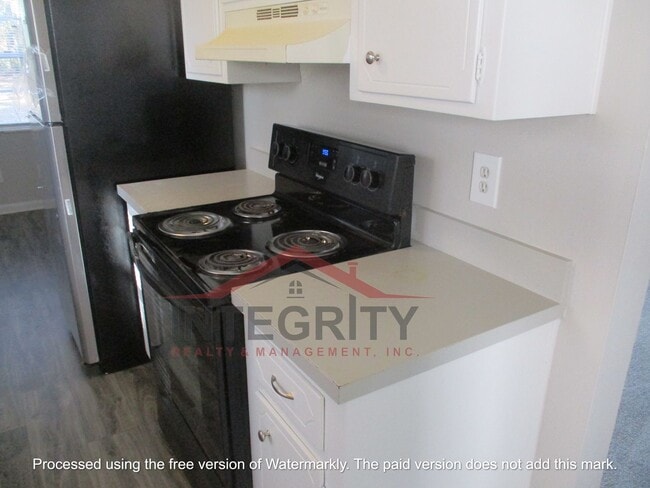 Foto del edificio - 3 Bed/ 2 Bath in Orange Park, FL