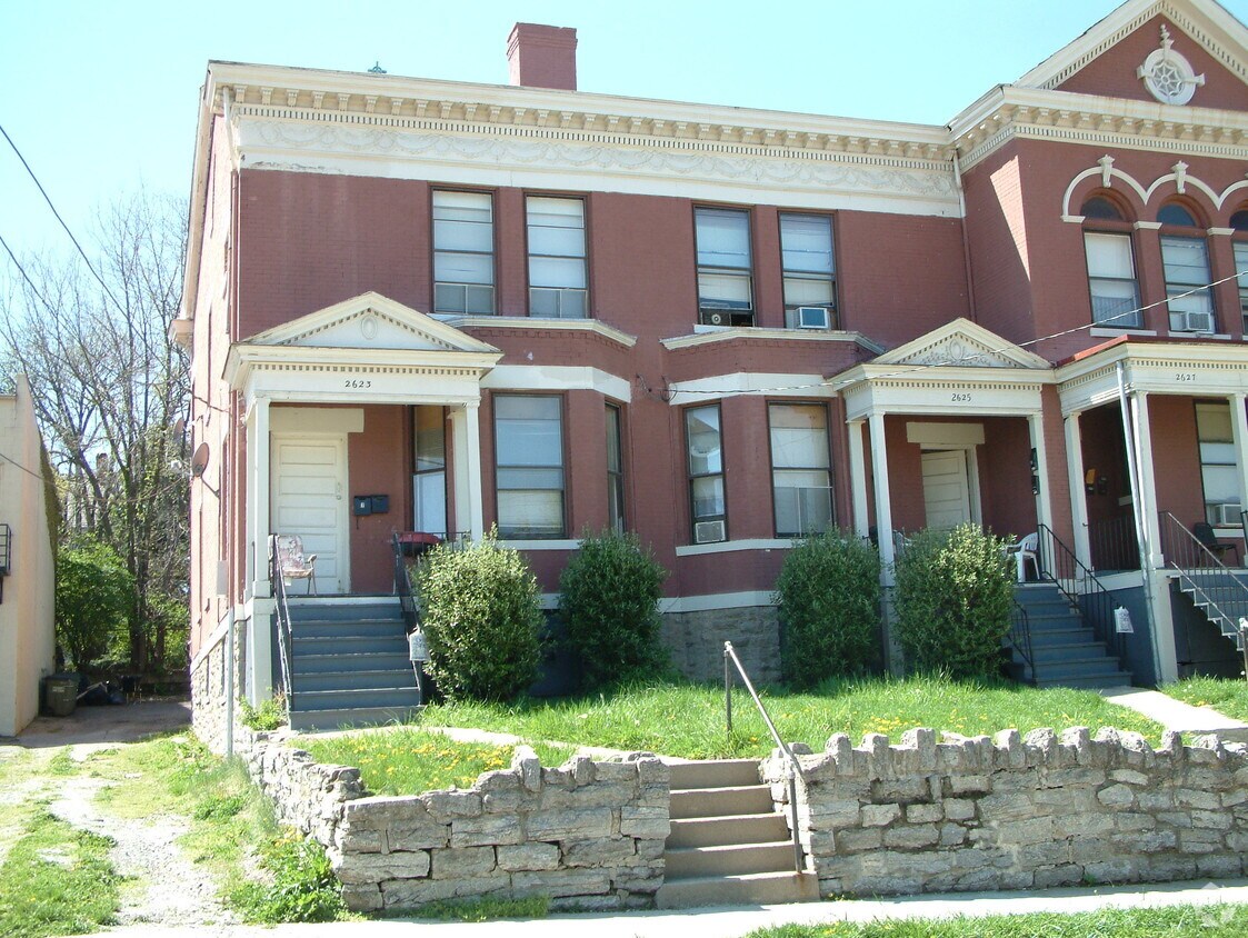Building Photo - 2623 Kemper Ln