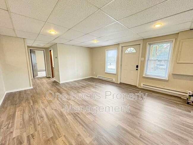 Foto del edificio - 200 Danis St