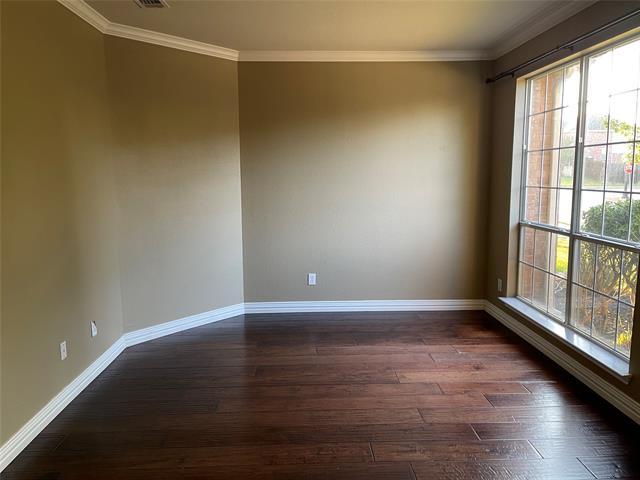 Foto del edificio - 4604 Kingsway Ln