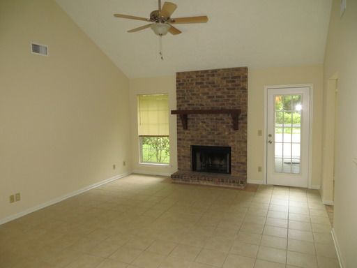 Foto del edificio - 536 Osprey Dr