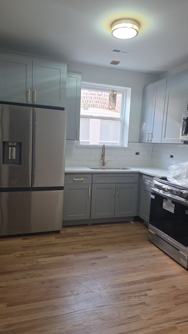 Foto del edificio - 7607 S Evans Ave