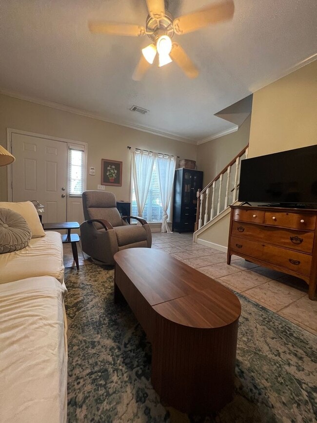 Photo - 2109 Harris Dr House