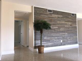 Building Photo - 250 N Banana River Dr